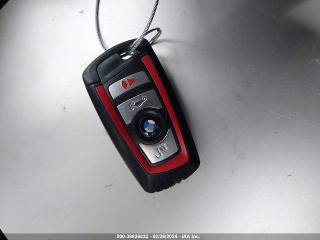 WBA8E5C59HK388805 BMW 328D