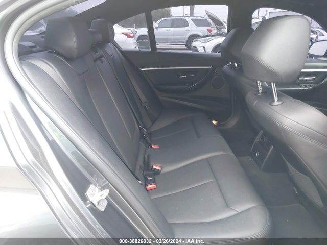 WBA8E5C59HK388805 BMW 328D