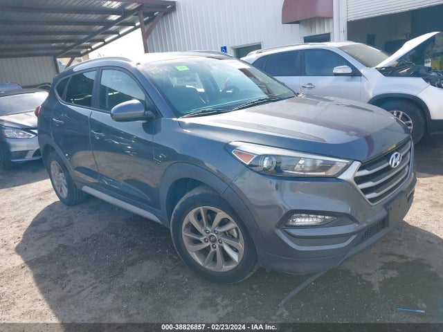 Hyundai TUCSON SE 2017 KM8J33A47HU460612 Image 1