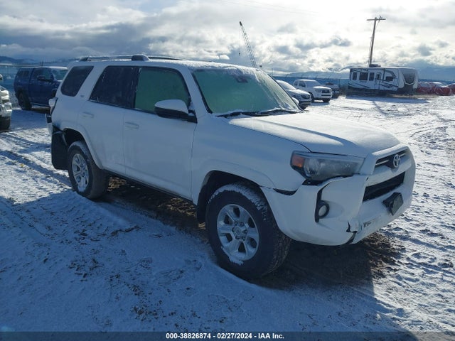 Toyota 4RUNNER SR5 2020 JTEBU5JR7L5824264 Image 1