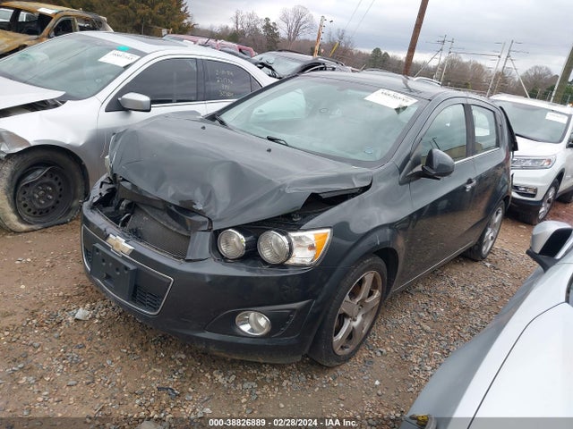 Chevrolet Sonic Ltz Auto 2014 1G1JE6SB6E4176423 Image 2