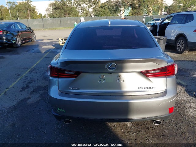 Lexus IS 200T 2016 JTHBA1D26G5014133 Image 17