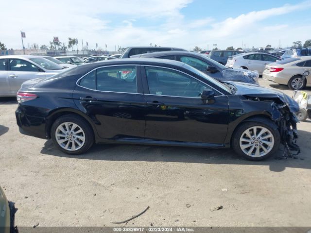 4T1C11AK2MU541402 Toyota CAMRY LE