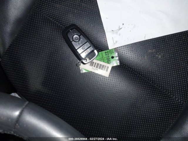 1FMCU9CZ2NUA98685 Ford Escape Sel Hybrid