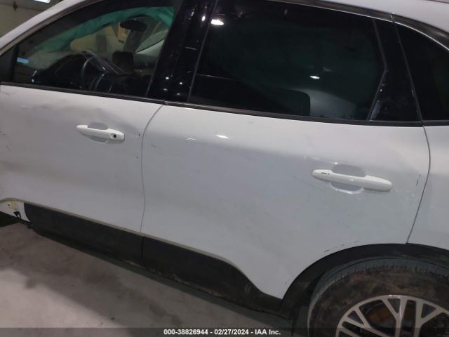 1FMCU9CZ2NUA98685 Ford Escape Sel Hybrid