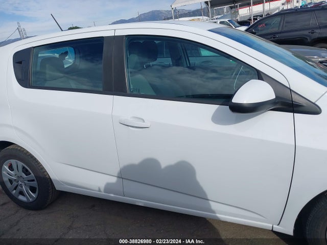 Chevrolet Sonic Lt Auto 2017 1G1JG6SGXH4165063 Image 14