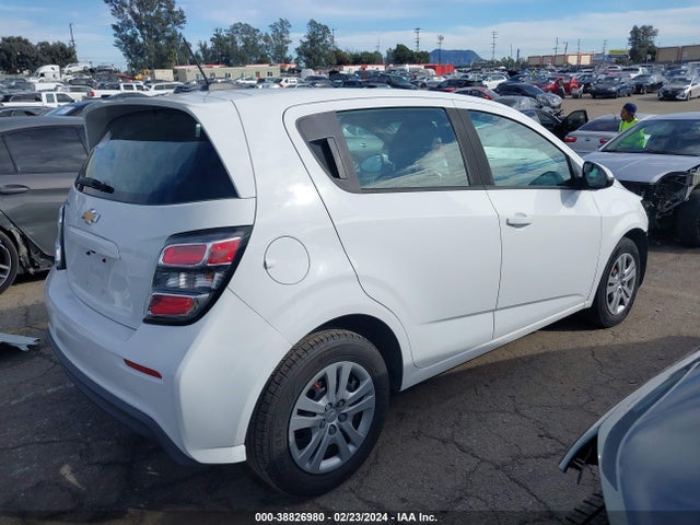 Chevrolet Sonic Lt Auto 2017 1G1JG6SGXH4165063 Image 4