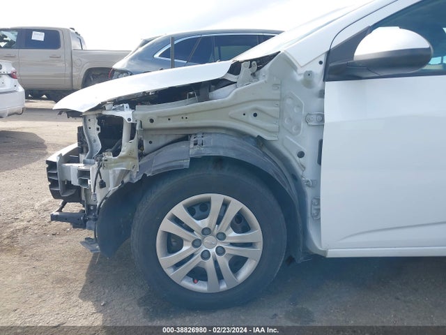 Chevrolet Sonic Lt Auto 2017 1G1JG6SGXH4165063 Image 6