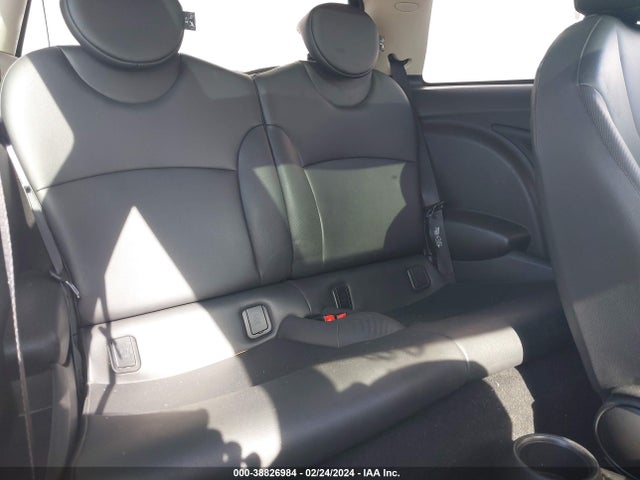 2011 MINI COOPER WMWSU3C59BT094416 Photo 7