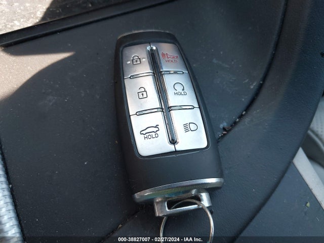 Genesis G70 2.0t Awd 2022 KMTG34TA9NU098187 Image 11
