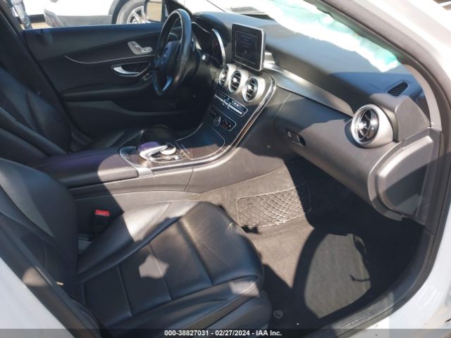 55SWF4JBXGU157609 Mercedes-Benz C 300 Luxury/sport