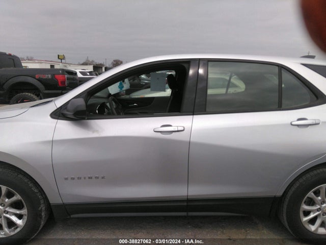 Chevrolet EQUINOX LS 2018 2GNAXREV7J6270769 Image 14