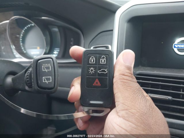 YV440MDM3F2673090 Volvo Xc60 T5 Platinum