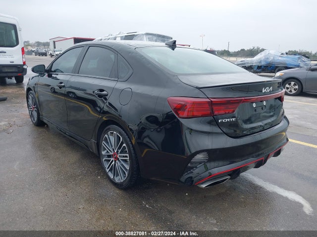 KIA FORTE GT 2023 3KPF44AC0PE583234 Image 3