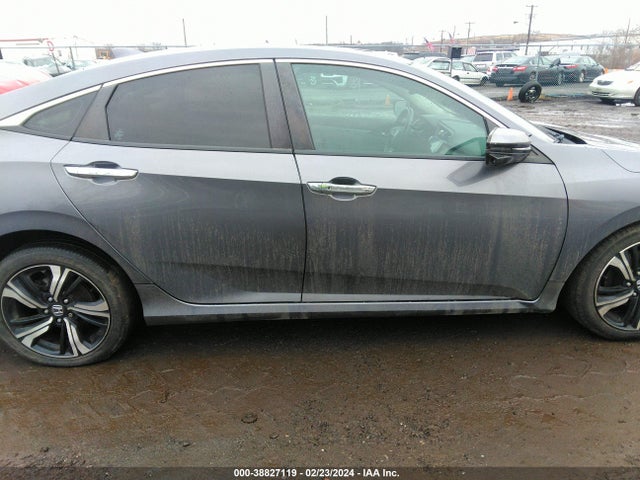 Honda Civic Touring 2016 19XFC1F96GE215610 Image 13