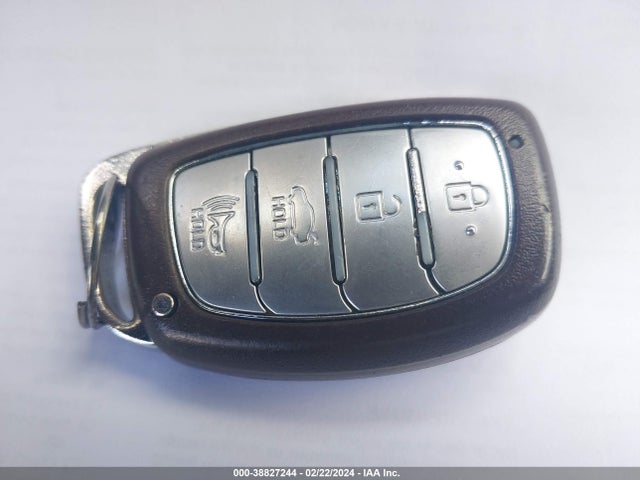 Hyundai Elantra Value Edition 2019 KMHD84LF1KU827739 Image 11