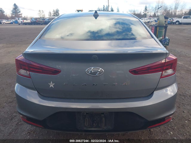 Hyundai Elantra Value Edition 2019 KMHD84LF1KU827739 Image 16