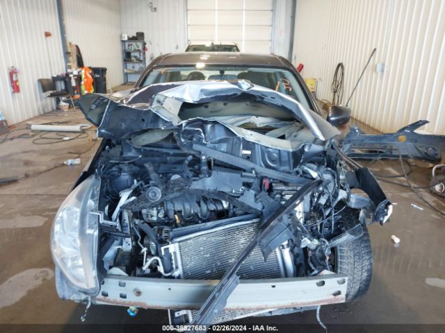 3N1CN7AP7FL955802 Nissan Versa 1.6 Sl