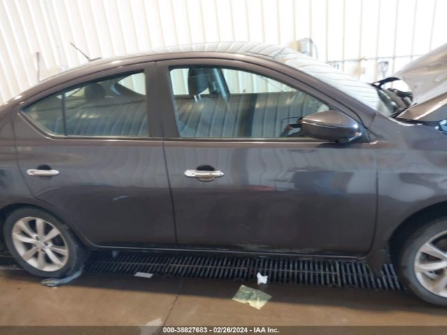 3N1CN7AP7FL955802 Nissan Versa 1.6 Sl