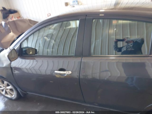 3N1CN7AP7FL955802 Nissan Versa 1.6 Sl