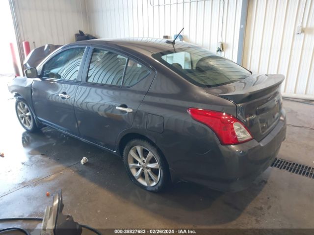 3N1CN7AP7FL955802 Nissan Versa 1.6 Sl