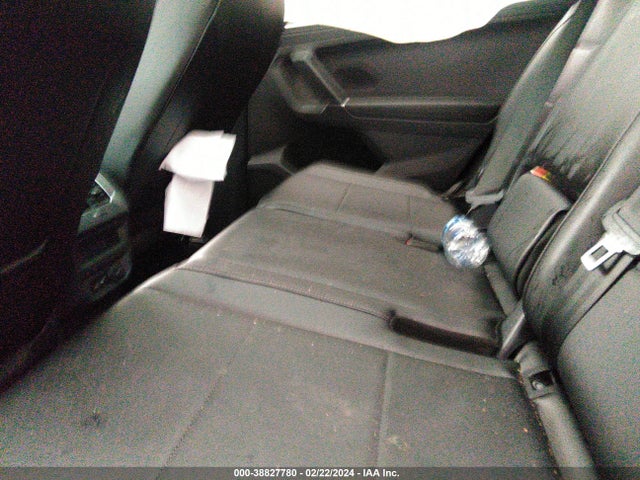 2018 VOLKSWAGEN TIGUAN 2.0T SE/2.0T SEL VIN: 3VV3B7AX8JM051127