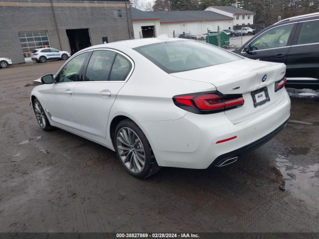 2021 BMW 5 SERIES WBA73BJ09MWX06013 Photo 2