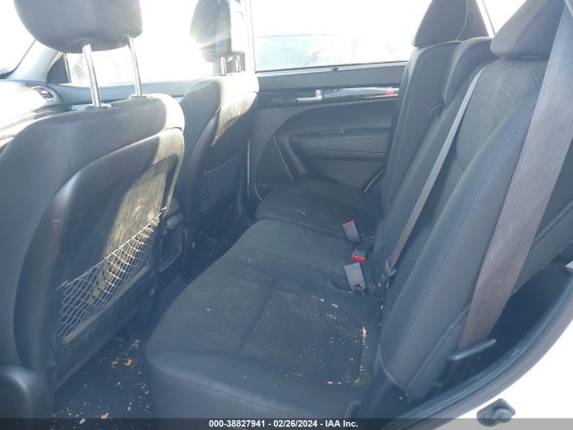 KIA SORENTO LX 2015 5XYKT4A68FG647081 Image 8