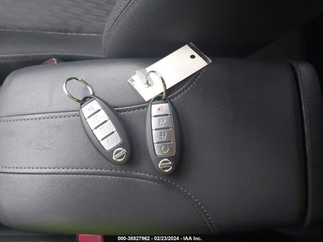Nissan ROGUE SV 2017 KNMAT2MV3HP596785 Image 11