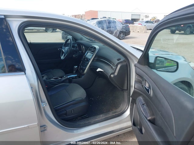 Chevrolet MALIBU 2LT 2015 1G11D5SL0FF318955 Image 5