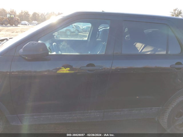 Ford Utility Police Interceptor 2017 1FM5K8AR4HGD25938 Image 14