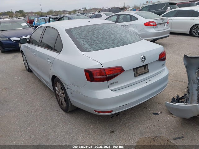 3VW2B7AJ1JM260261 Volkswagen Jetta 1.4t S