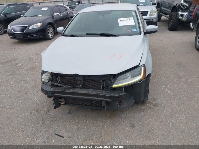 3VW2B7AJ1JM260261 Volkswagen Jetta 1.4t S