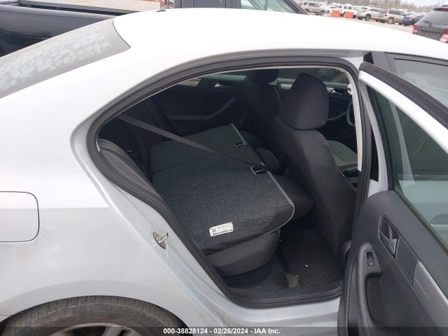 3VW2B7AJ1JM260261 Volkswagen Jetta 1.4t S