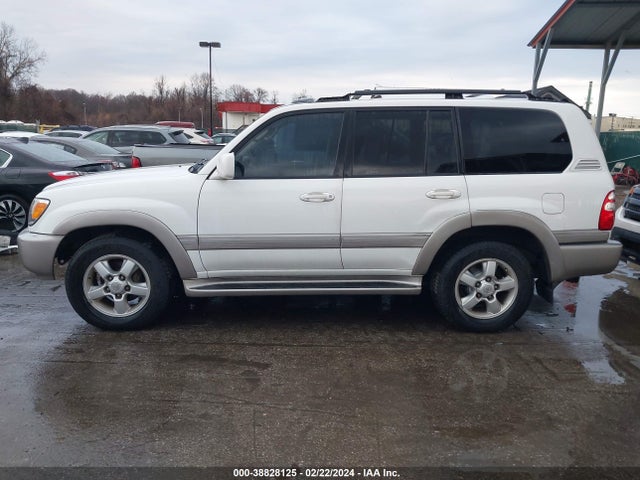 2005 TOYOTA LAND CRUISER V8 VIN: JTEHT05J252074314