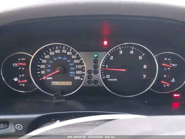 2005 TOYOTA LAND CRUISER V8 VIN: JTEHT05J252074314