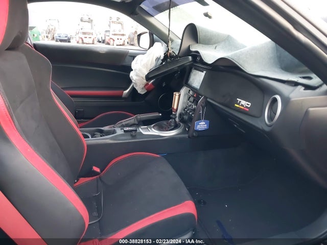 Toyota 86 Trd Se 2019 JF1ZNAE11K9702638 Image 5