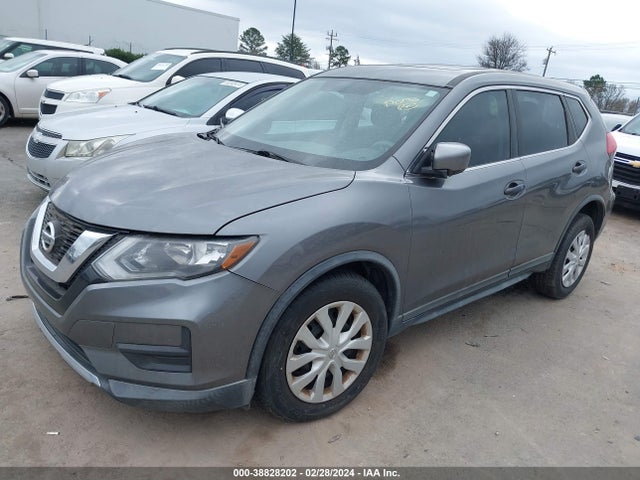 Nissan ROGUE S 2017 KNMAT2MT0HP504661 Image 2