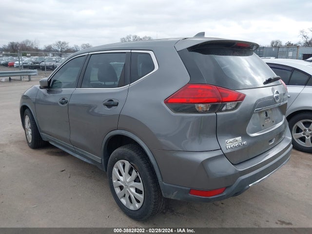 Nissan ROGUE S 2017 KNMAT2MT0HP504661 Image 3