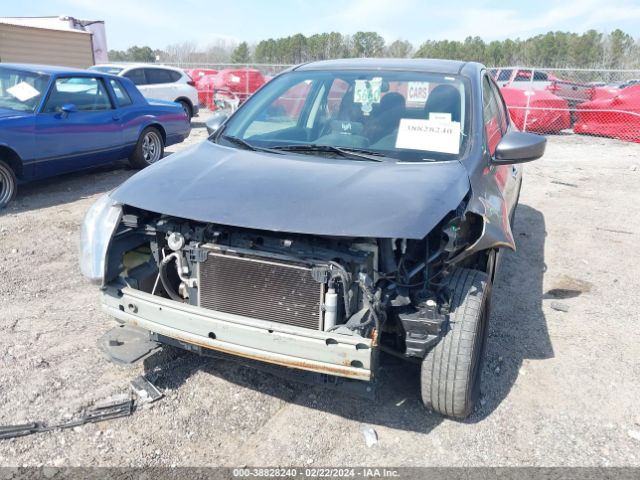 3N1CN7AP2HL819127 Nissan Versa 1.6 Sv