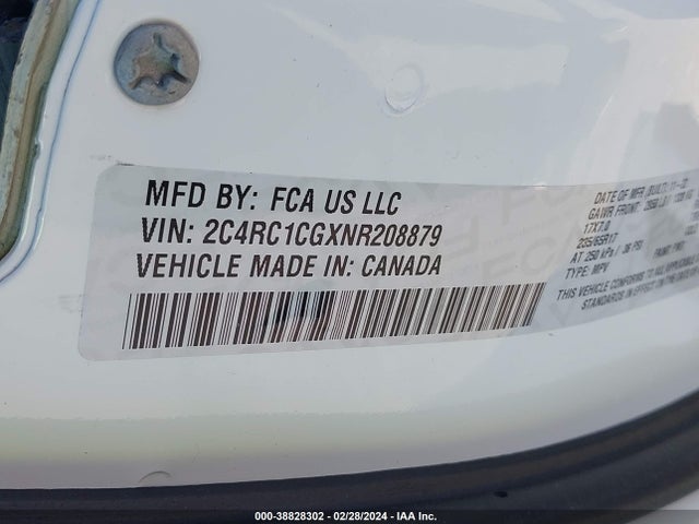 2C4RC1CGXNR208879 Chrysler Voyager Lx