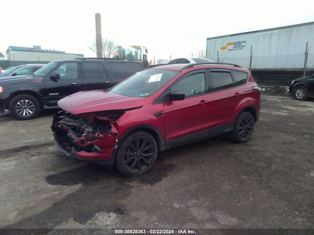 Ford ESCAPE SE 2018 1FMCU0GD9JUA40397 Image 2