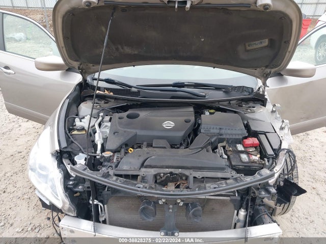 Nissan Altima 2.5 S 2015 1N4AL3AP1FN309521 Image 10