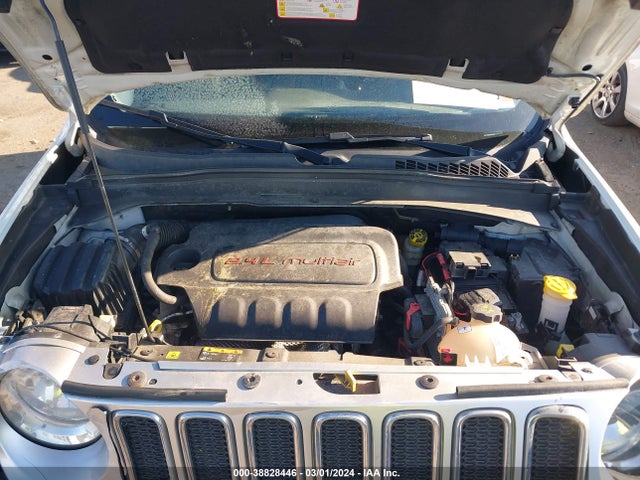 Jeep Renegade Limited 2015 ZACCJBDT2FPB30181 Image 10