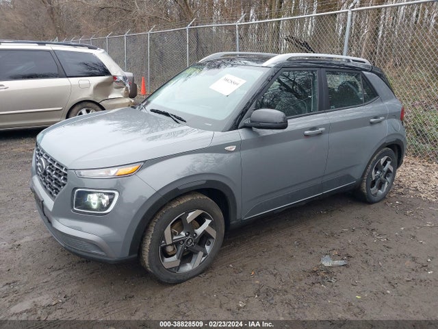 Hyundai Venue Limited 2022 KMHRC8A30NU193316 Image 2