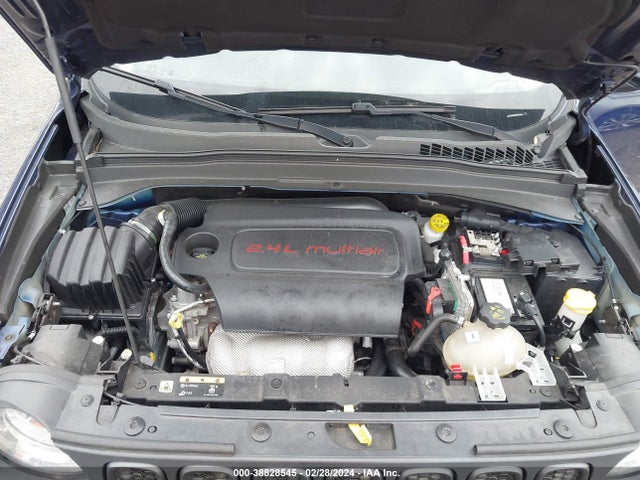 Jeep Renegade Limited 4x4 2017 ZACCJBDBXHPE79681 Image 10