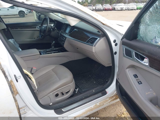 Hyundai Genesis 3.8 2016 KMHGN4JE9GU144047 Image 5