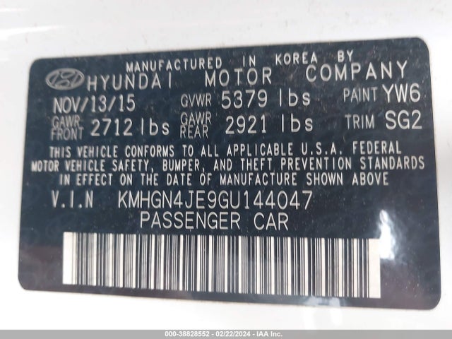 Hyundai Genesis 3.8 2016 KMHGN4JE9GU144047 Image 9
