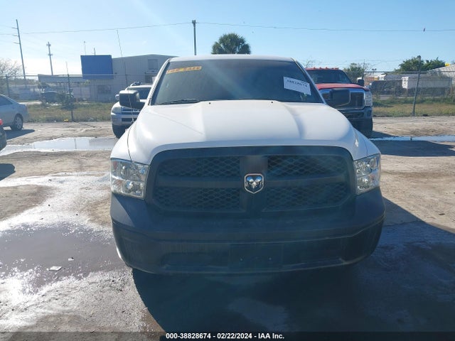 1C6RR7FT4HS613236 RAM 1500 Tradesman Quad Cab 4x4 6'4 Box