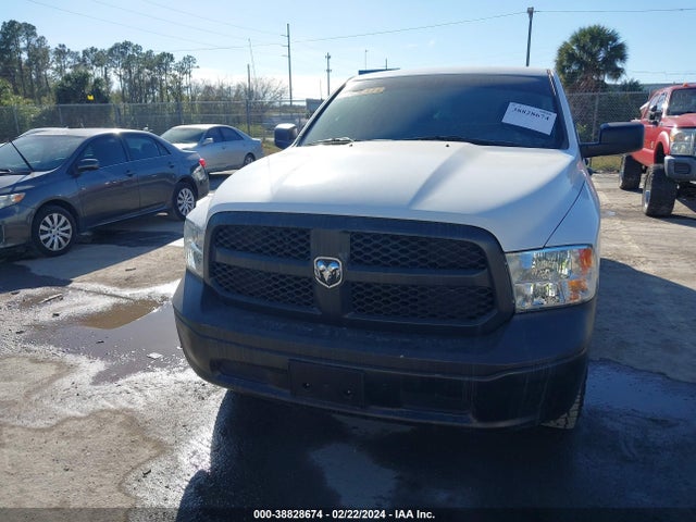 1C6RR7FT4HS613236 RAM 1500 Tradesman Quad Cab 4x4 6'4 Box